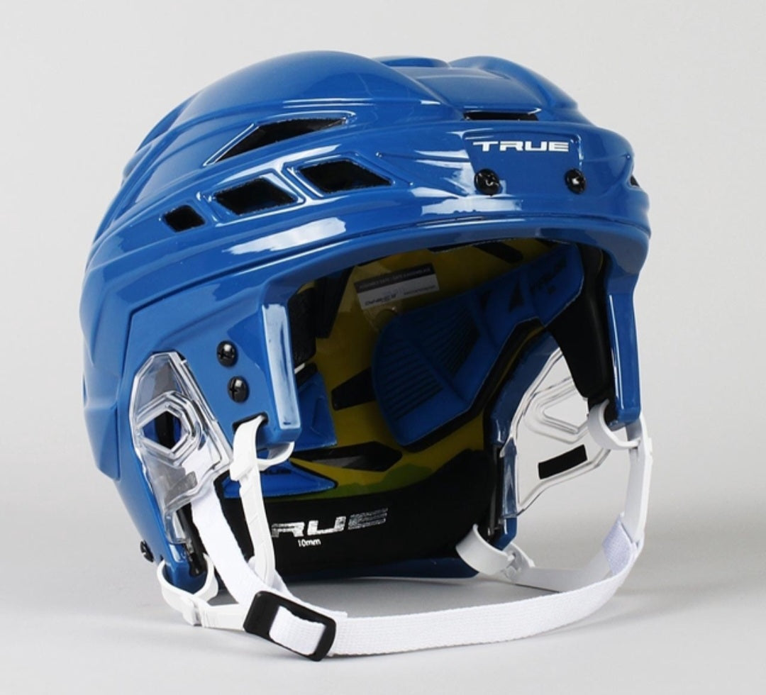 True Dynamic 9 Helmet